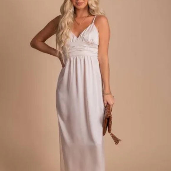 bella ella Dresses & Skirts - Brand new Bella Ella timeless treasure dress maxi perfect for wedding